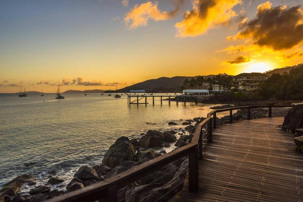 Ocean View 33A Studio Pool Ocean View Wifi Airlie Beach Exterior photo